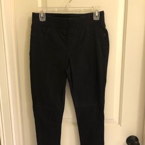 Old Navy Rockstar mid-rise pull on jeans